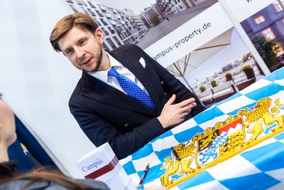 Moscow's Premier International Real Estate Show MPIRES 2020 / bahar. Fotoğraflar 12