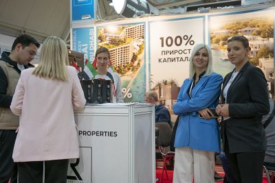 Moscow's Premier International Real Estate Show MPIRES 2023 / sonbahar mevsimi. Fotoğraflar 25