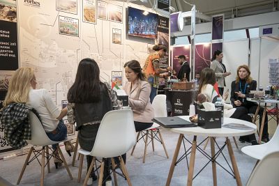 Moscow's Premier International Real Estate Show MPIRES 2023 / Herbst. Fotografie 58